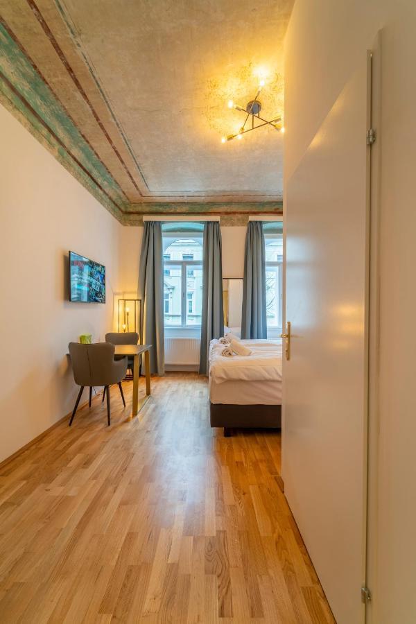 Josef'S Home I Renaissance Studio Вена Экстерьер фото